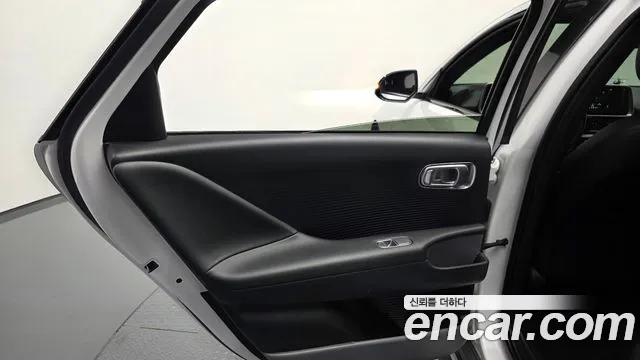 Hyundai Ioniq6 — Фото автомобиля 24