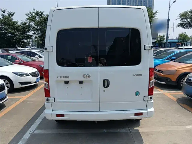 Maxus Xintu V80 — Фото автомобиля 5