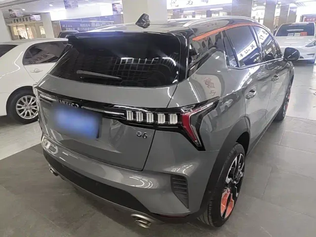 Lynk & Co 06 — Фото автомобиля 6