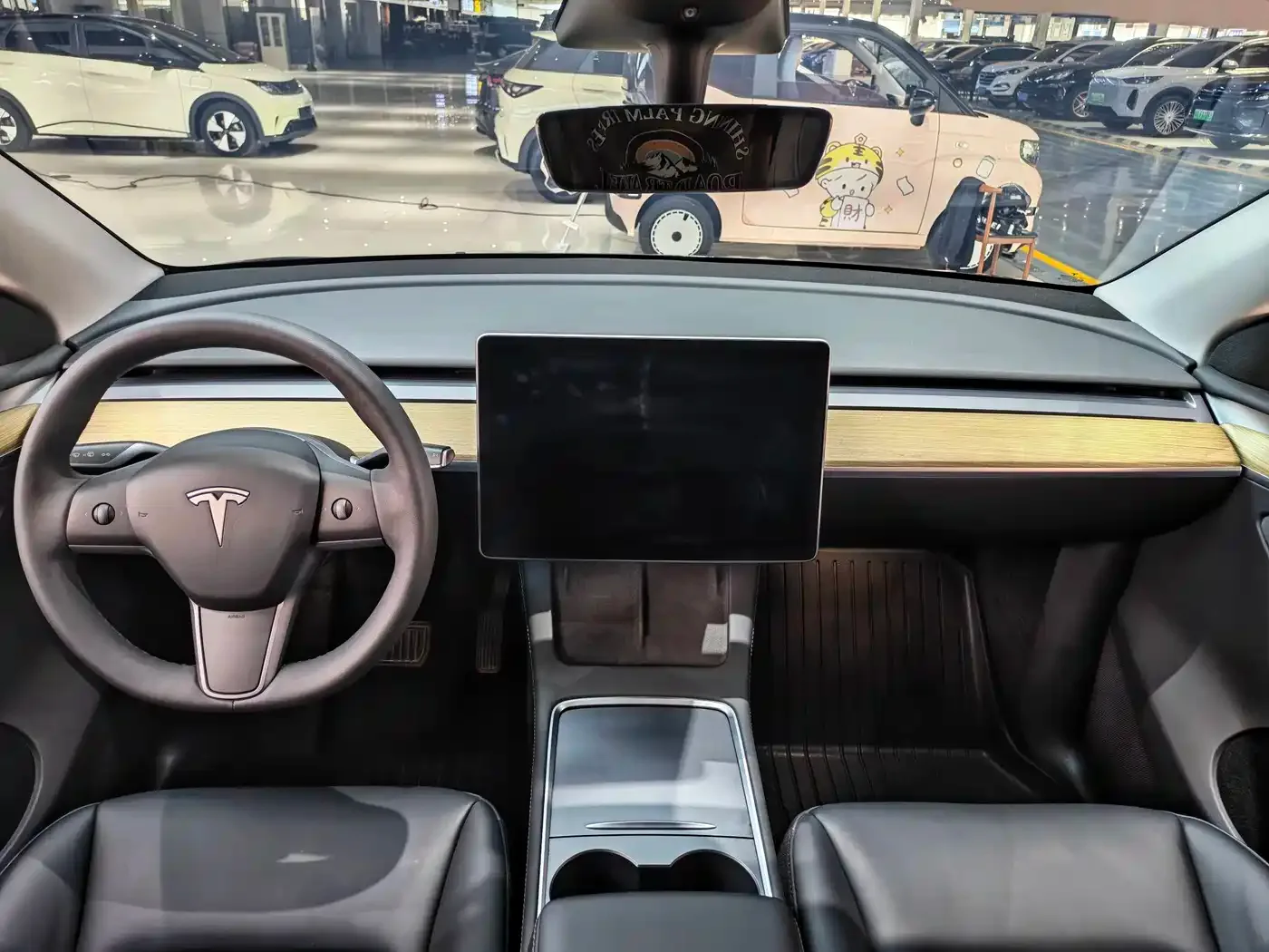 Tesla Model Y 2022 Facelift Rear-Wheel Drive Version — Фото автомобиля 9