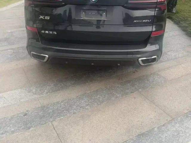 BMW X5 — Фото автомобиля 4