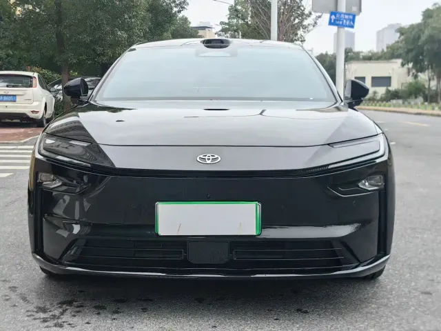 Toyota BoZhi 7 — Фото автомобиля 2