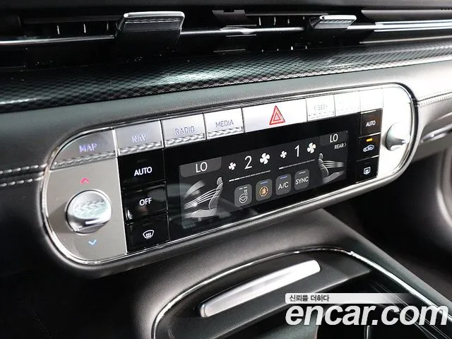 Genesis G90 Бензин 3.5 турбо AWD — Фото автомобиля 16