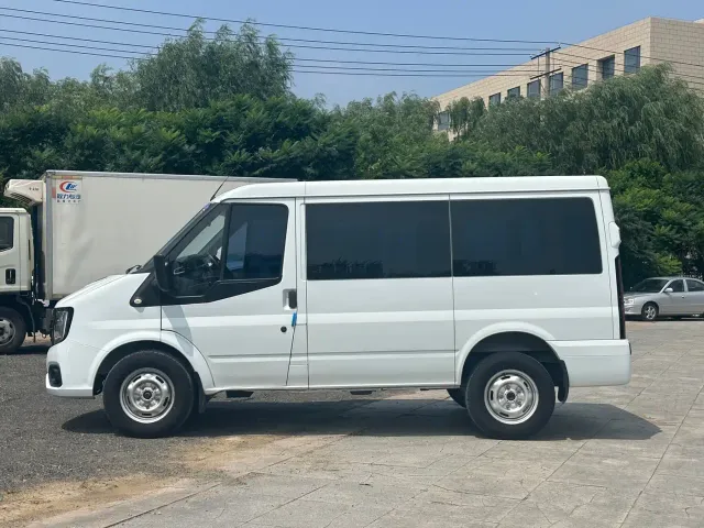 JMC Fushun — Фото автомобиля 4