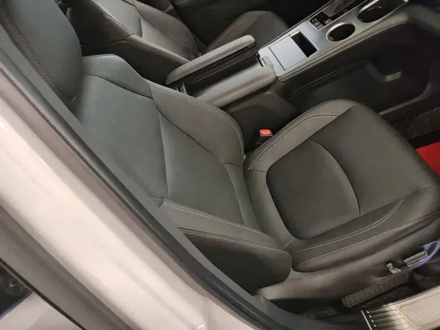 Toyota Sienna — Фото автомобиля 24