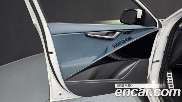 Kia Niro The All New Niro Signature — Фото автомобиля 21