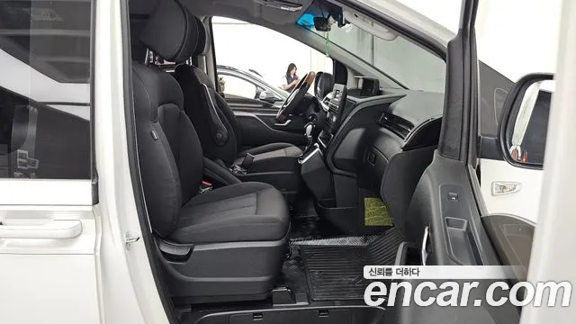 Hyundai Staria Staria Карго 5 мест — Фото автомобиля 10