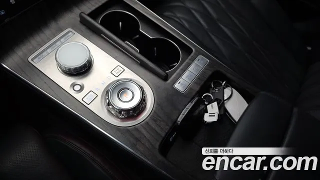 Genesis G80 Бензин 3.5 турбо AWD — Фото автомобиля 9