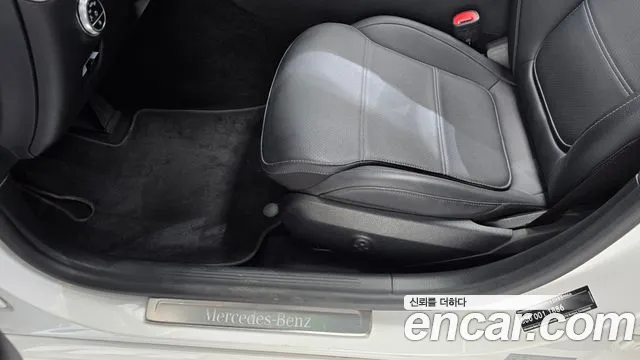 Mercedes-Benz C-Class — Фото автомобиля 28
