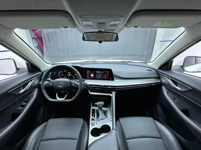 Changan CS35 Plus — Фото автомобиля 11