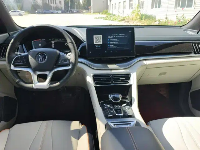 BYD Song PLUS — Фото автомобиля 12