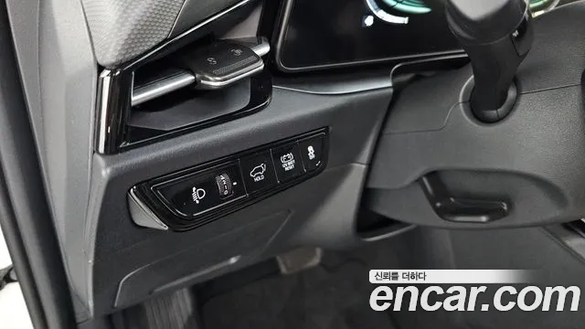 Kia Niro The All New Niro Prestige — Фото автомобиля 24