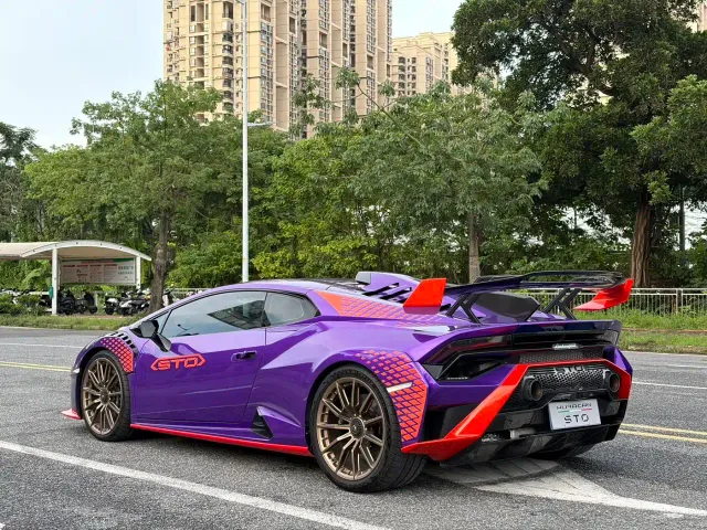 Lamborghini Huracan — Фото автомобиля 6