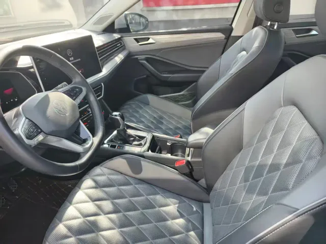 Volkswagen Sagitar — Фото автомобиля 7