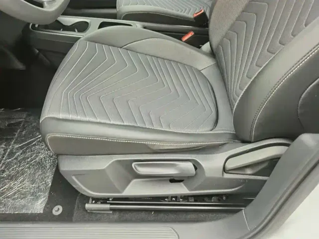 Volkswagen ID.3 — Фото автомобиля 20