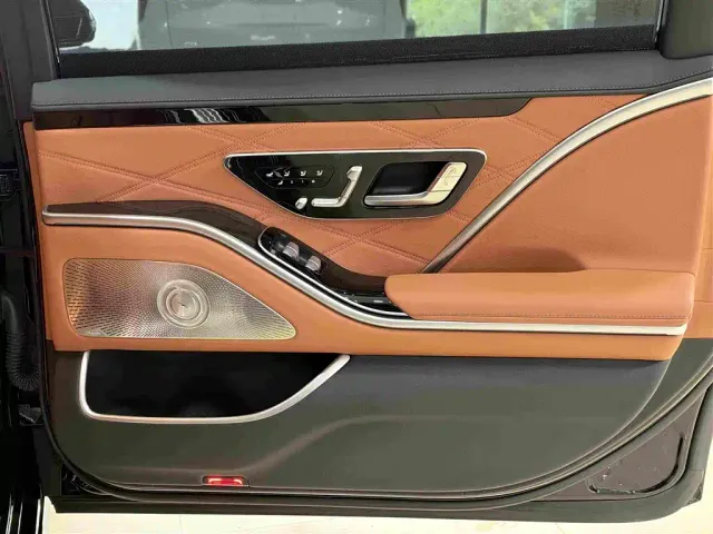 Mercedes-Benz Maybach S-Class — Фото автомобиля 11