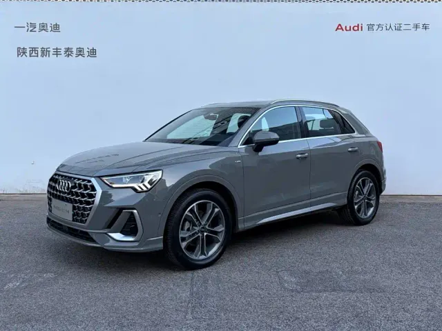Фотография автомобиля — Audi Q3
