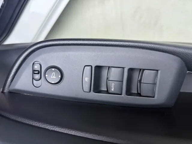 Honda Fit — Фото автомобиля 13