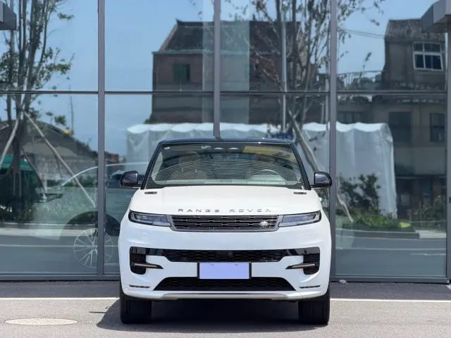 Land Rover Range Rover Sport — Фото автомобиля 2