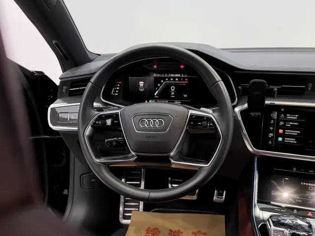 Audi A7L — Фото автомобиля 12