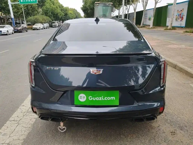 Cadillac CT4 — Фото автомобиля 5