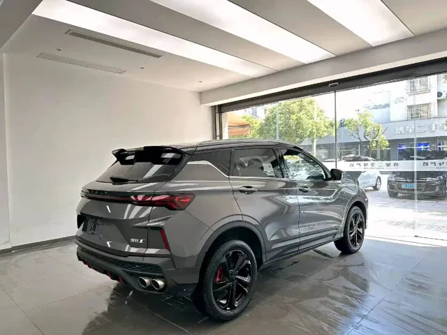 Geely Binyue — Фото автомобиля 9