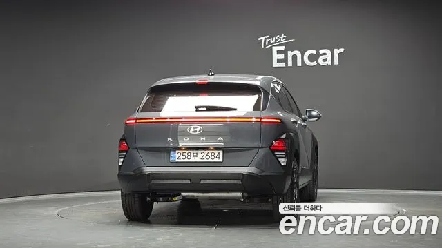 Hyundai Kona Kona Гибрид (SX2) Modern Plus — Фото автомобиля 4
