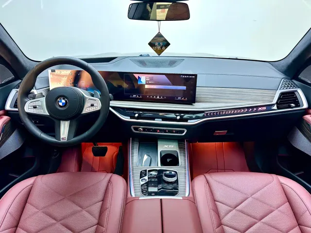 BMW X5 — Фото автомобиля 13