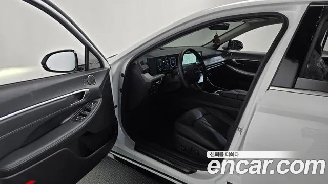 Hyundai Sonata — Фото автомобиля 15