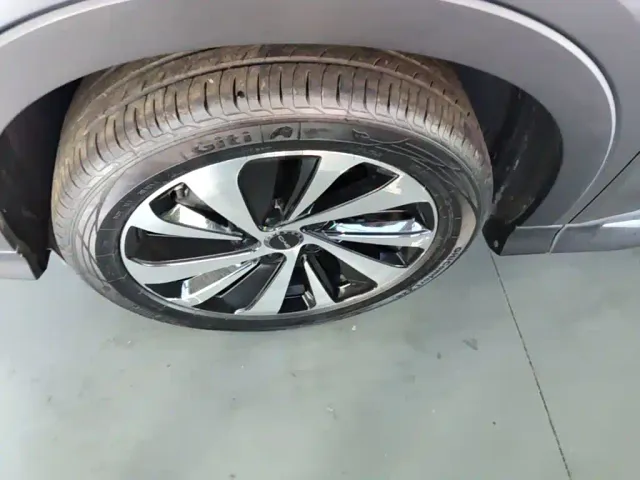 BYD Song PLUS — Фото автомобиля 22