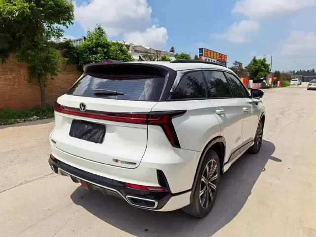 Changan CS75 Plus — Фото автомобиля 9