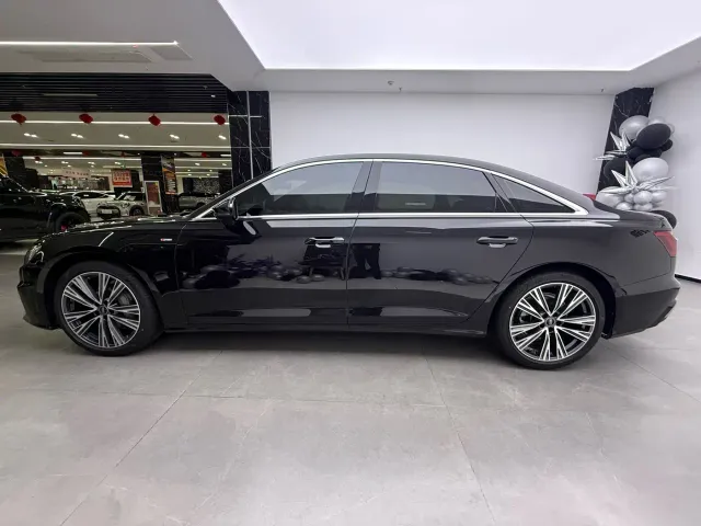Audi A6L — Фото автомобиля 5