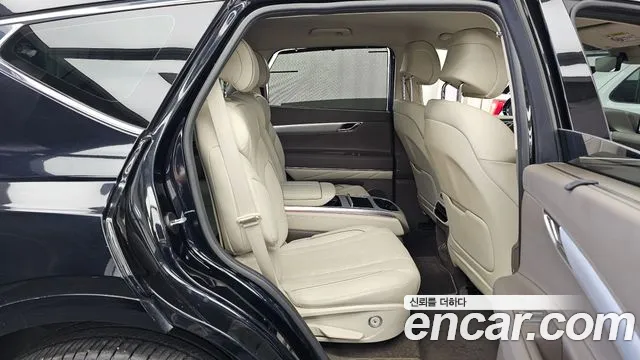 Genesis GV80 — Фото автомобиля 12