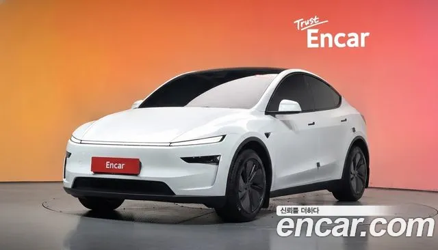 Фотография автомобиля — Tesla Model Y