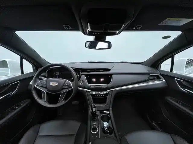 Cadillac XT5 — Фото автомобиля 5