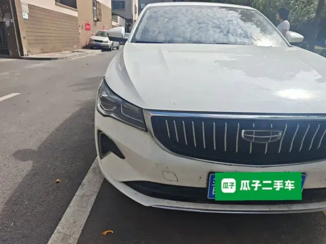 Geely Emgrand — Фото автомобиля 7