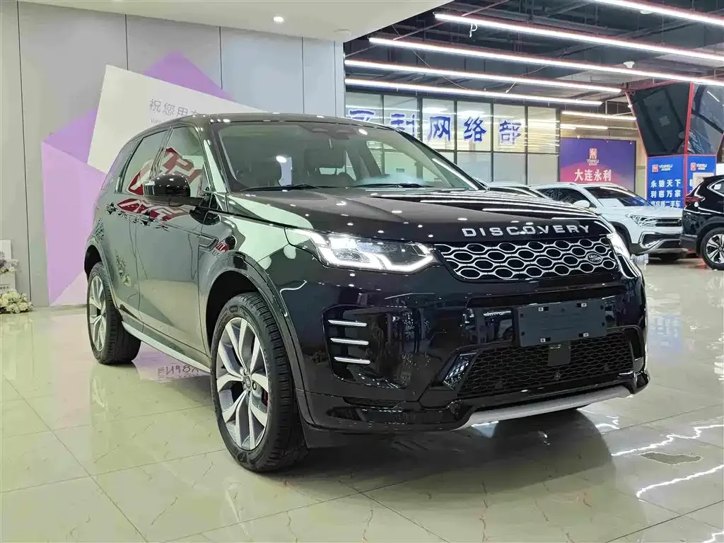 Land Rover Discovery Sport 2025 249PS Performance Tech Edition — Фото автомобиля 3