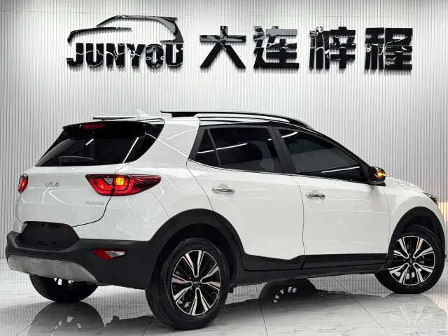 Kia KX1 — Фото автомобиля 3