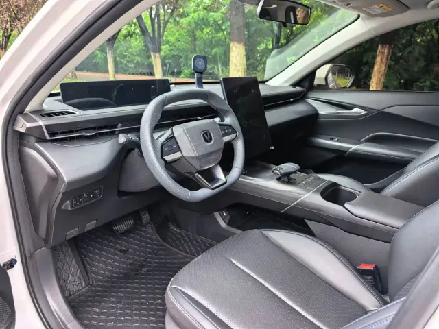 Changan Eado — Фото автомобиля 8