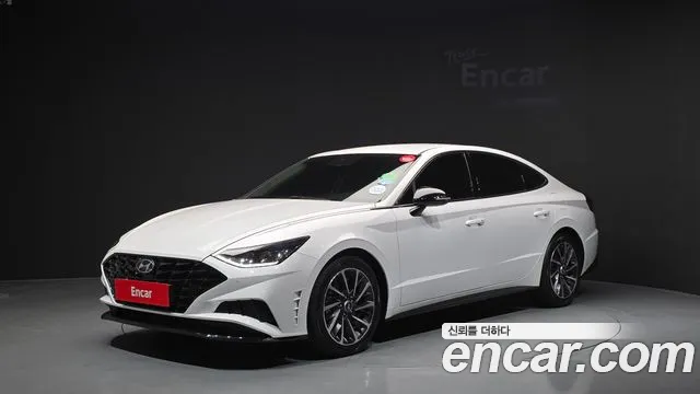 Фотография автомобиля — Hyundai Sonata DN8