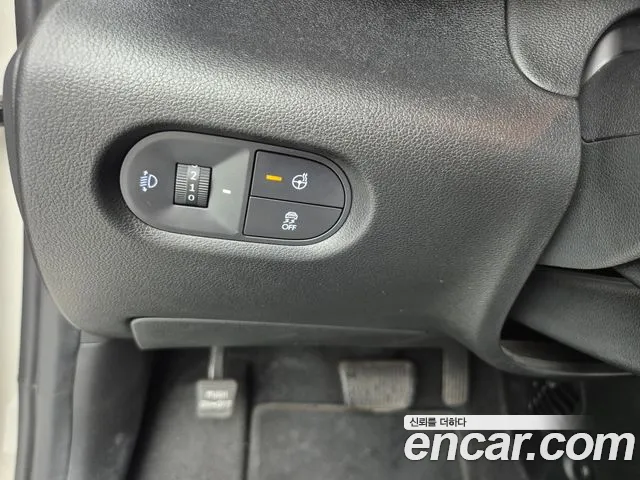 Hyundai Casper Casper Turbo Essential Light — Фото автомобиля 15