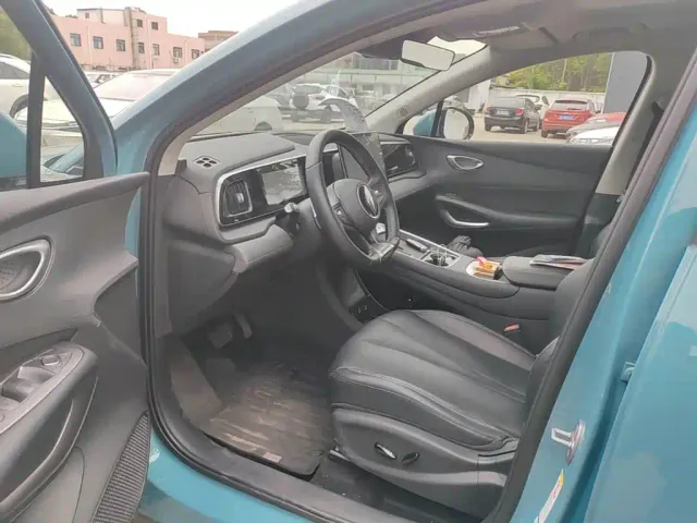 BYD Sealion 05 EV — Фото автомобиля 15