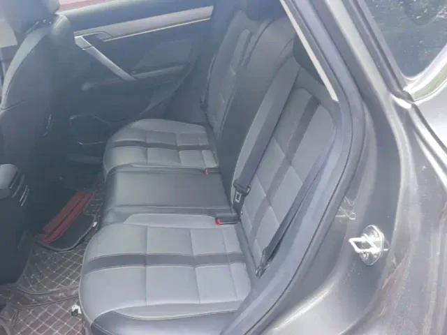 Geely Binyue — Фото автомобиля 16