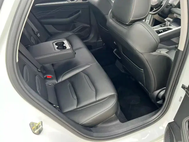 Geely Xingrui — Фото автомобиля 14
