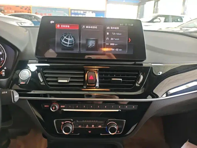 BMW 1 Series — Фото автомобиля 12