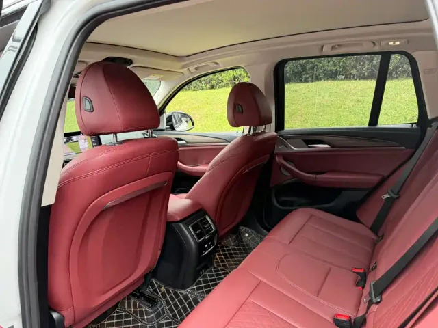 BMW X3 — Фото автомобиля 11