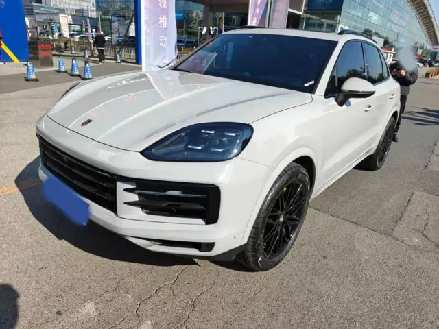 Фотография автомобиля — Porsche Cayenne