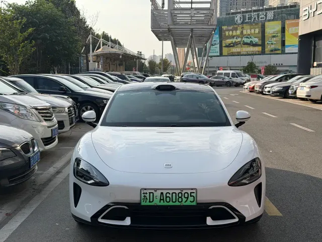 Xiaomi SU7 — Фото автомобиля 2