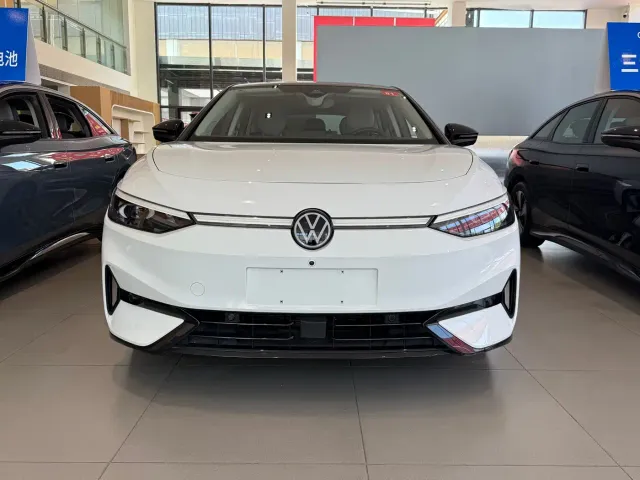 Volkswagen ID.7 Vizzion — Фото автомобиля 2