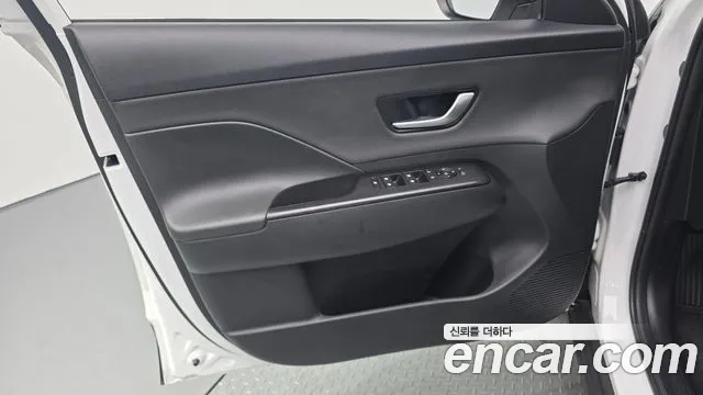 Hyundai Kona SX2 — Фото автомобиля 24